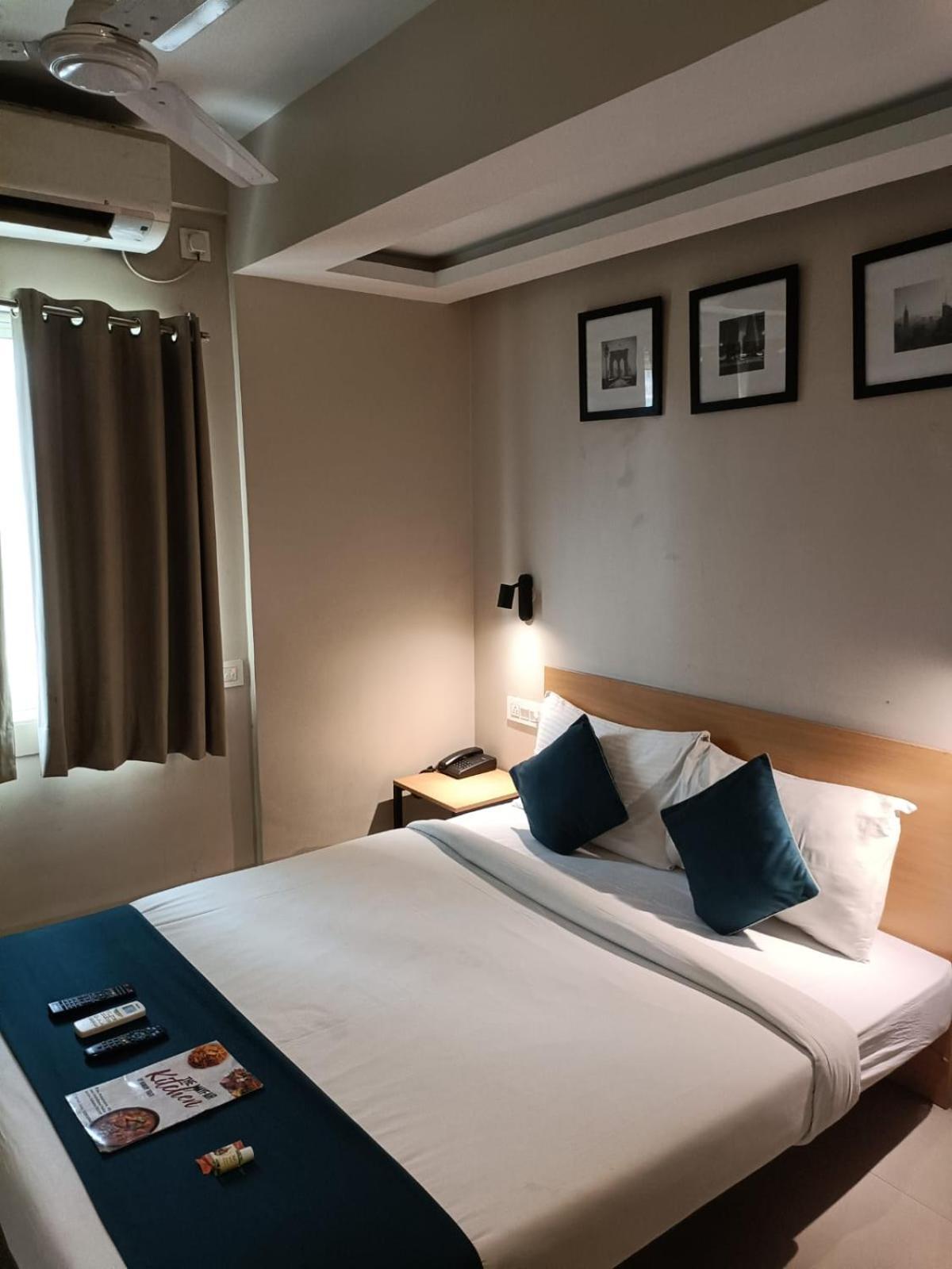 Hotel Mayfair Tower Kalkutta Kültér fotó